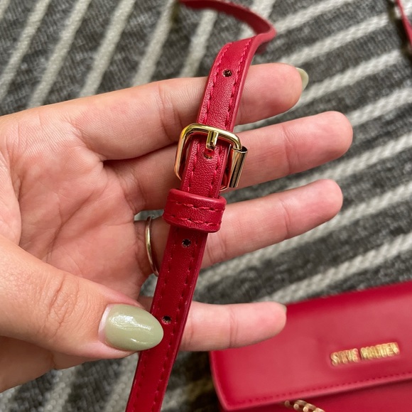 NWT Red Crossbody Purse with gold hardware - Picture 7 of 8